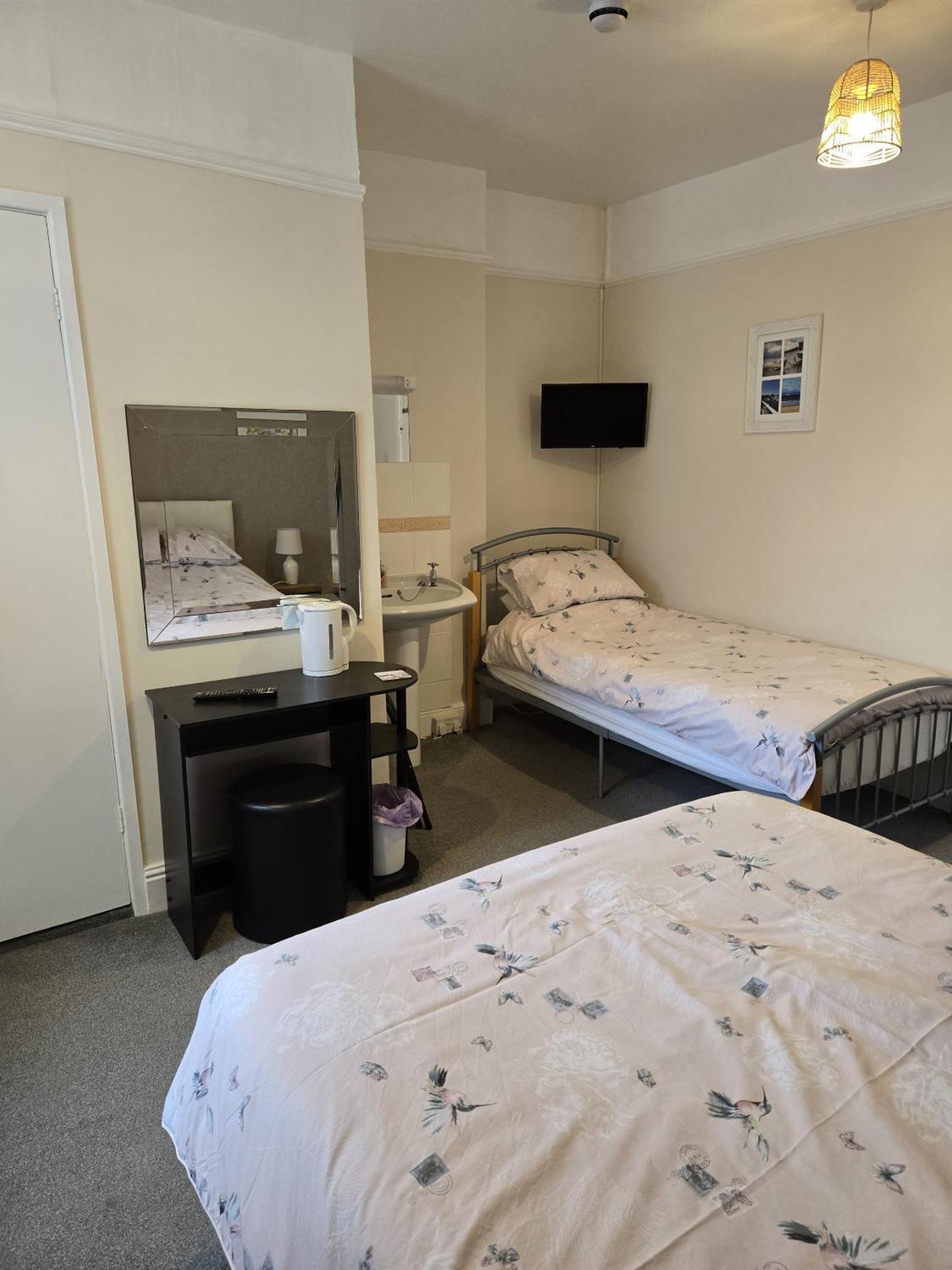 Hotel The Rosefield à Weymouth Chambre photo